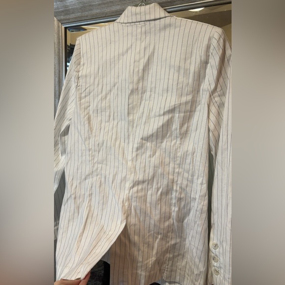 EVEREVE Pinstripe Blazer - Picture 3 of 6